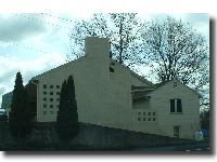 House 1 Right Side
